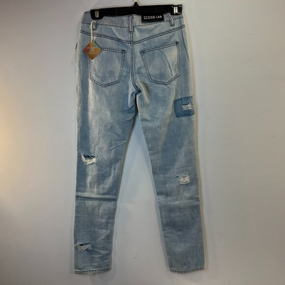 Design Lab Women's Boyfriend Patch Destroyed Jeans - Size 24 - NWT - Picture 5 of 5
